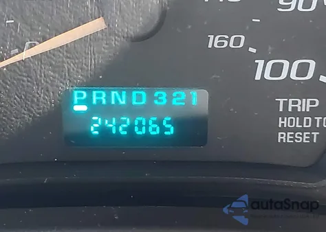 2005 Chevrolet Express из США, поврежденный, VIN 1GCHG35V451187233